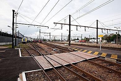 多人劫掠游戏《坏兽联盟：劫掠模拟器》4月5日发售